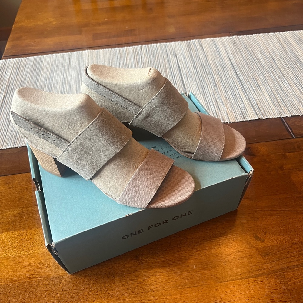 Toms Tan Mules Comfort-Focused Suede